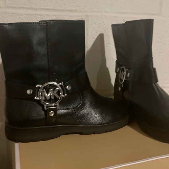 Michael Kors Fulton Biker Bootie Upper Leather - Picture 2 of 3